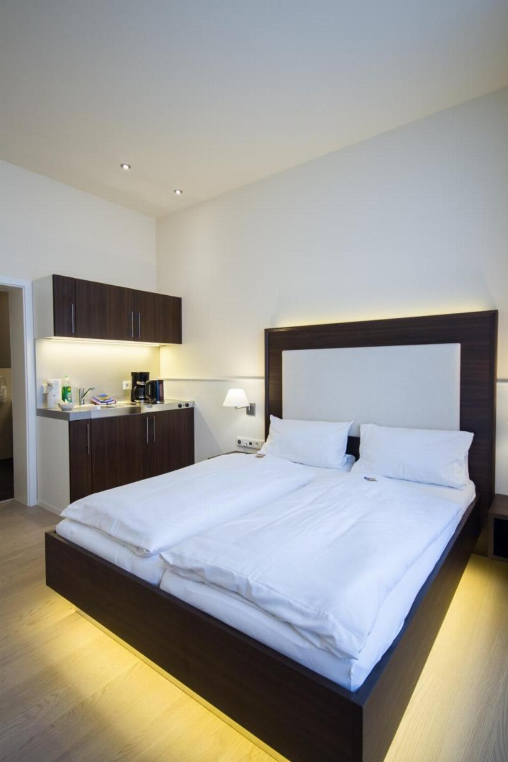 Room image 5