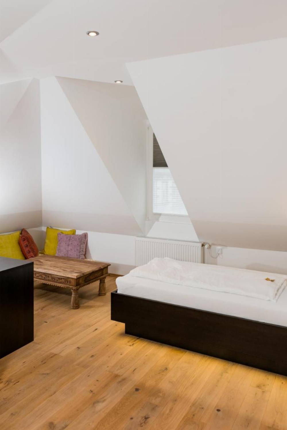 Room image 3