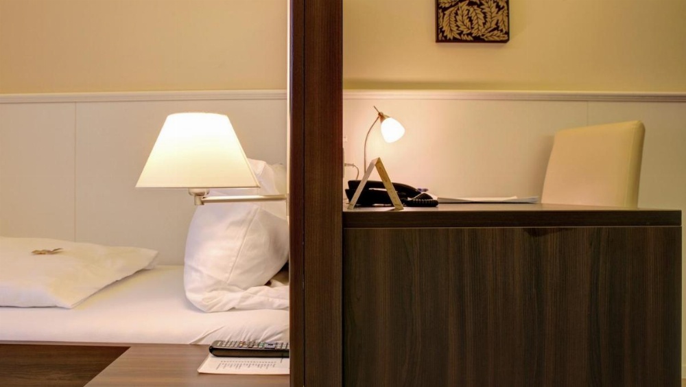 Room image 2